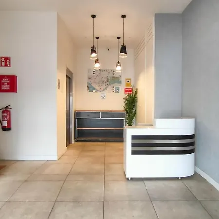 Aparthotel Magna Seville